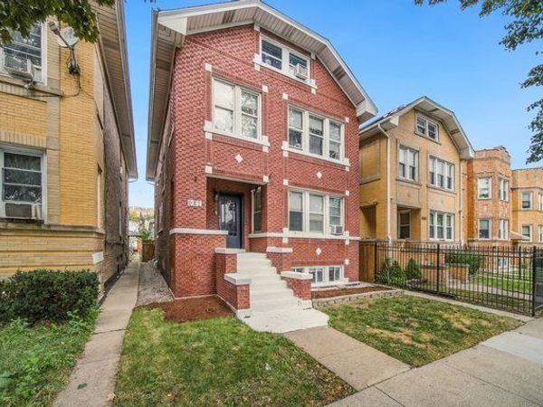 5344 W Drummond Place, Chicago, IL 60639