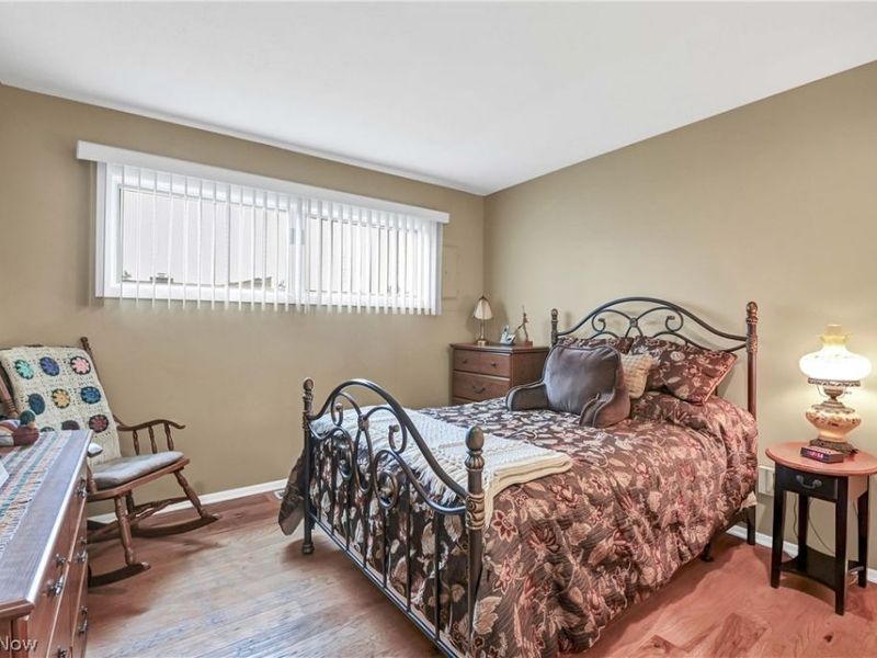 668 Sonora Court, Berea, OH 44017 Photo 5