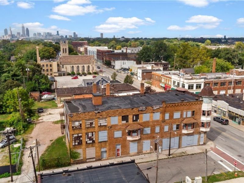 5362 Broadway Avenue , Cleveland, OH 44127 Photo 2