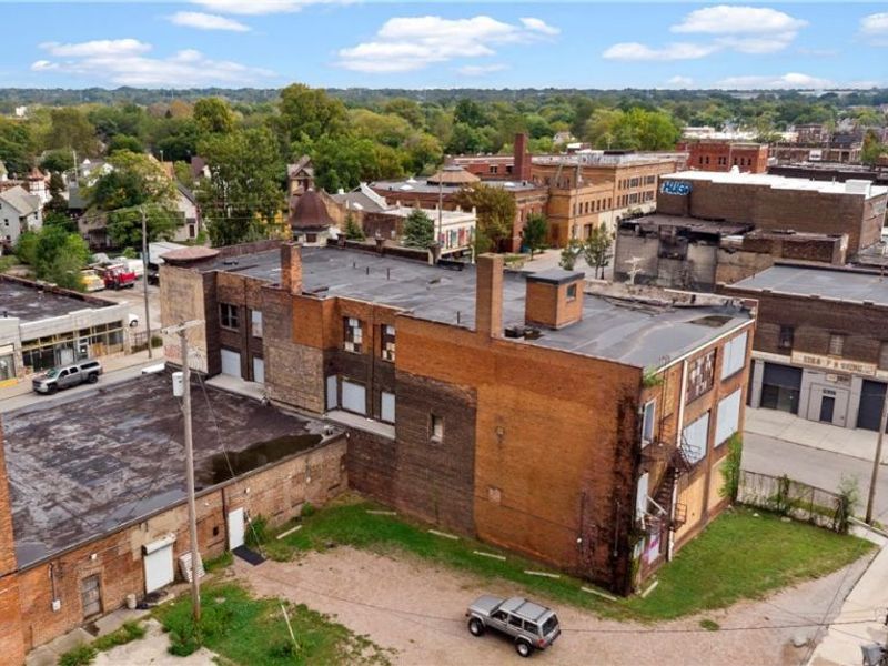5362 Broadway Avenue , Cleveland, OH 44127 Photo 3