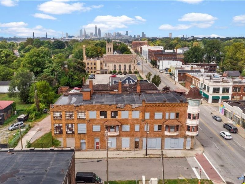 5362 Broadway Avenue , Cleveland, OH 44127 Photo 5