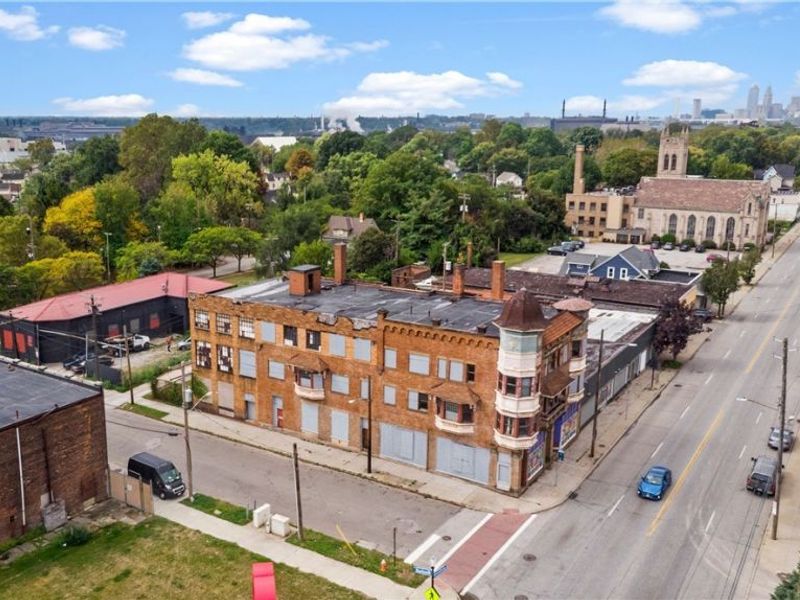 5362 Broadway Avenue , Cleveland, OH 44127 Photo 9