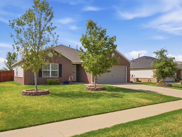 23092 Bessie Boulevard , Claremore, OK 74019