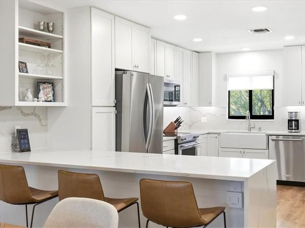 4062 Belair LN , Unit 9, NAPLES, FL 34103