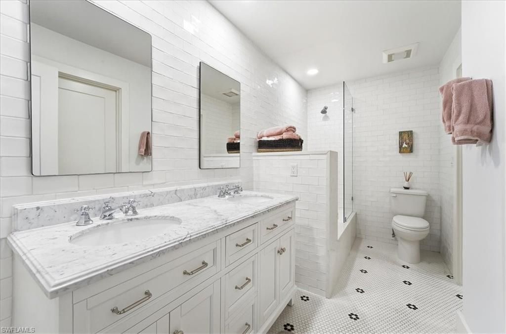 4062 Belair Ln , Unit 9, Naples, FL 34103 Photo