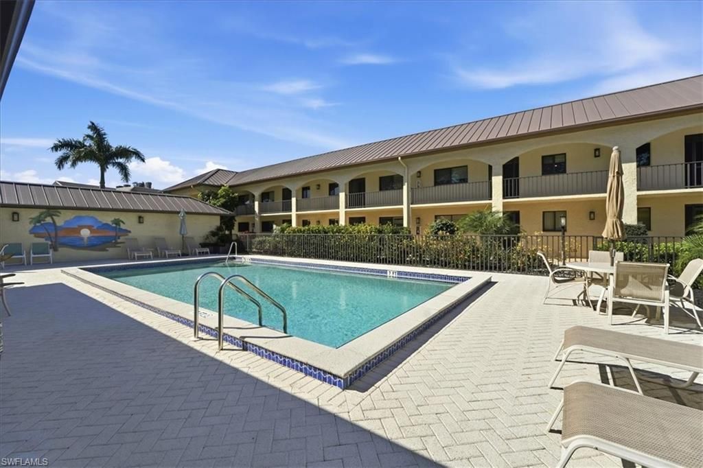 4062 Belair Ln , Unit 9, Naples, FL 34103 Photo
