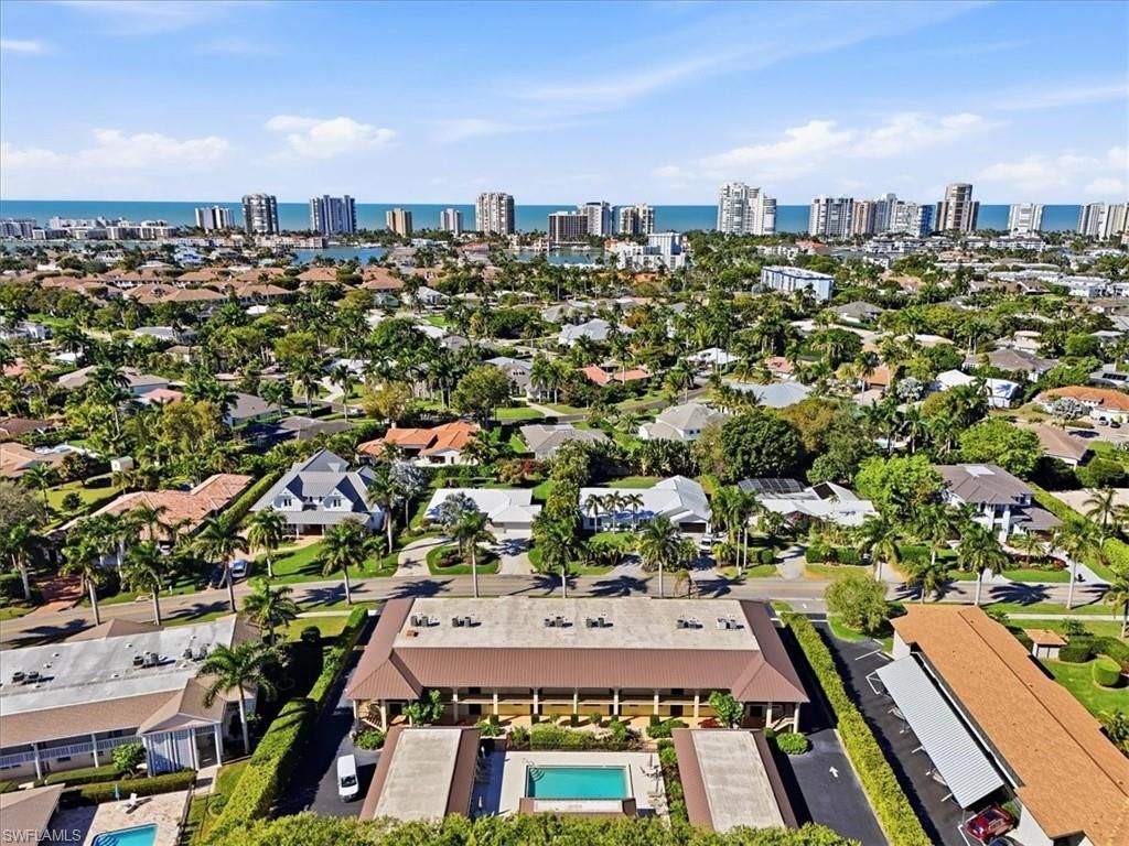 4062 Belair Ln , Unit 9, Naples, FL 34103 Photo
