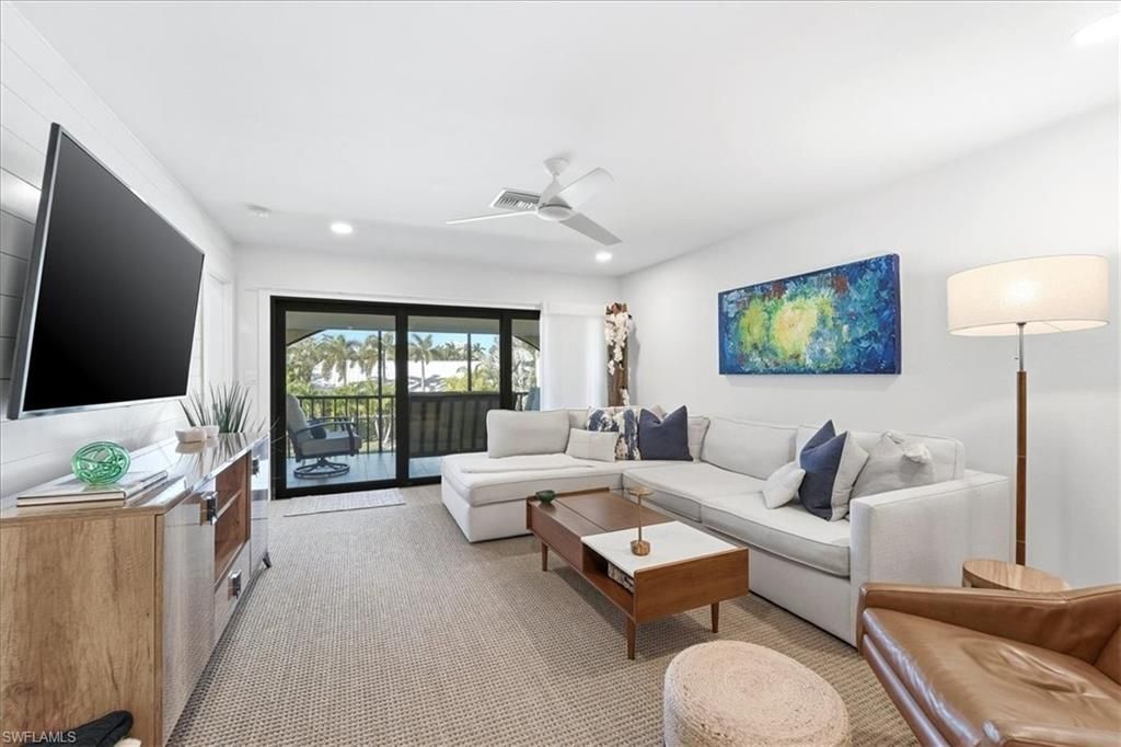 4062 Belair Ln , Unit 9, Naples, FL 34103 Photo