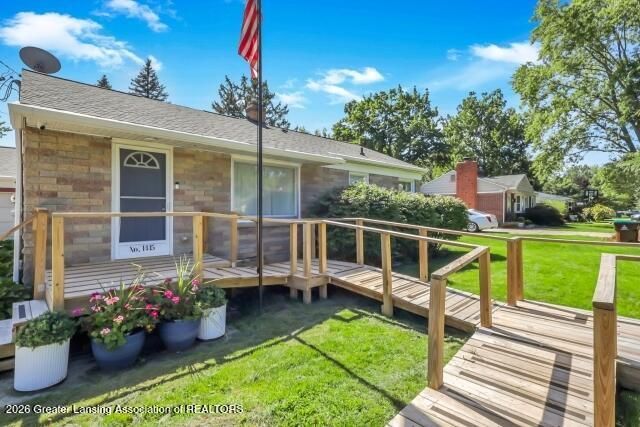 1415 Wilshire Road, Haslett, MI 48840 Main Photo