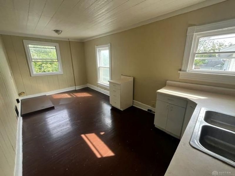 73 Pointview Avenue, Dayton, OH 45405 Photo 6