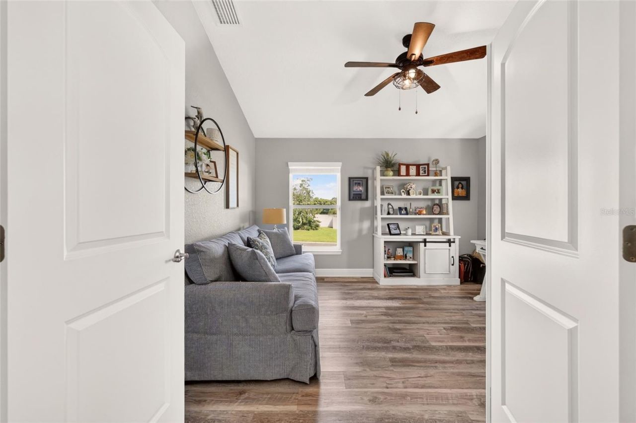 6943 SE 11th Place, Ocala, FL 34472 Photo