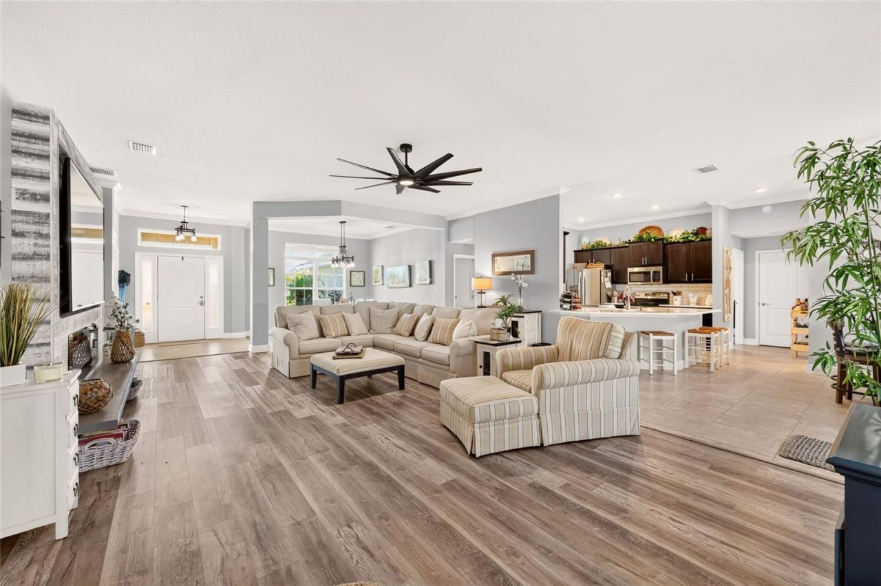 6943 SE 11th Place, Ocala, FL 34472 Photo