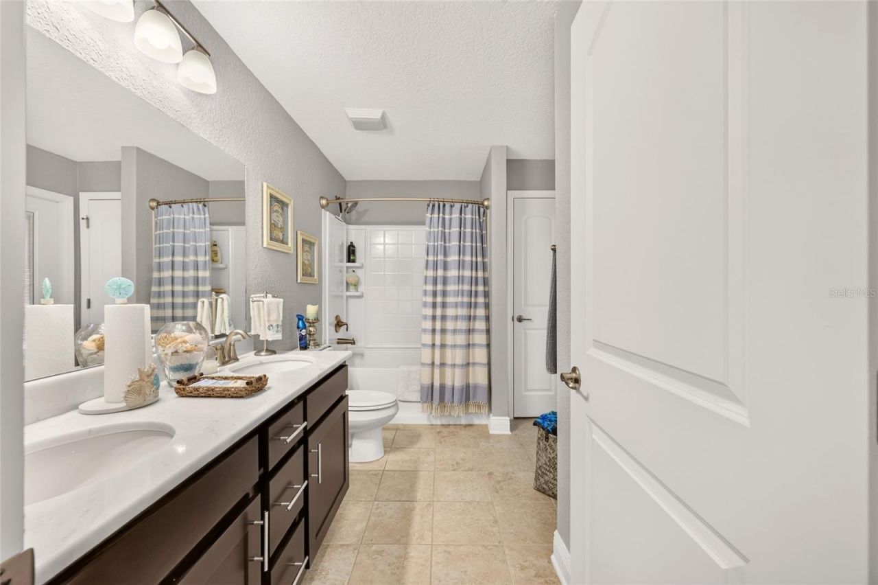 6943 SE 11th Place, Ocala, FL 34472 Photo