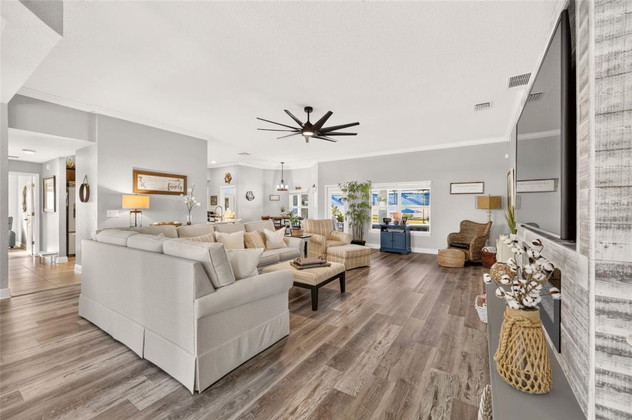 6943 SE 11th Place, Ocala, FL 34472 Photo