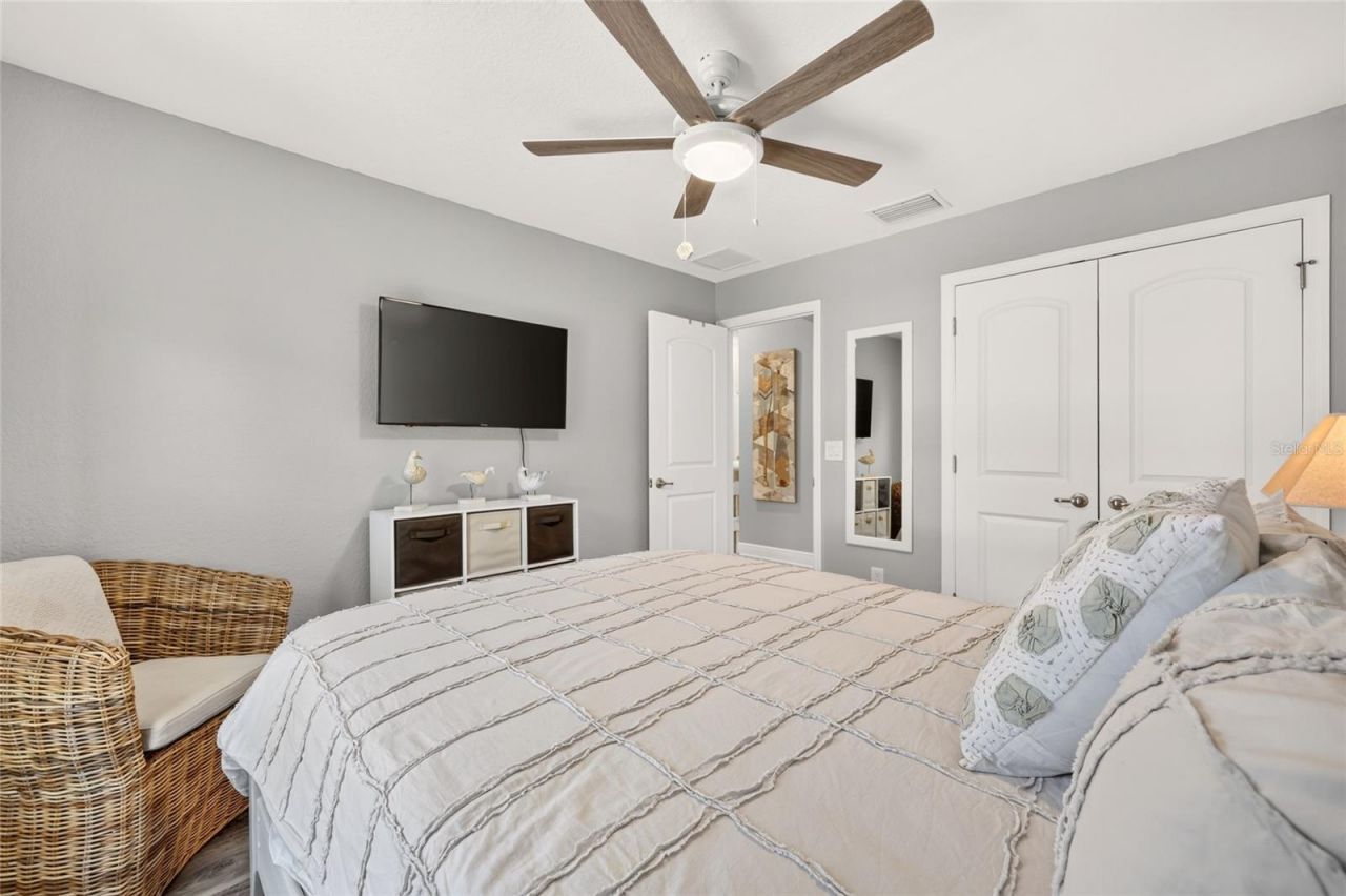 6943 SE 11th Place, Ocala, FL 34472 Photo