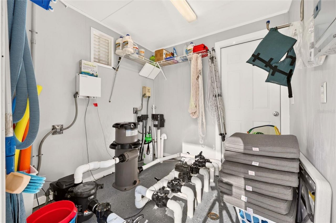 6943 SE 11th Place, Ocala, FL 34472 Photo