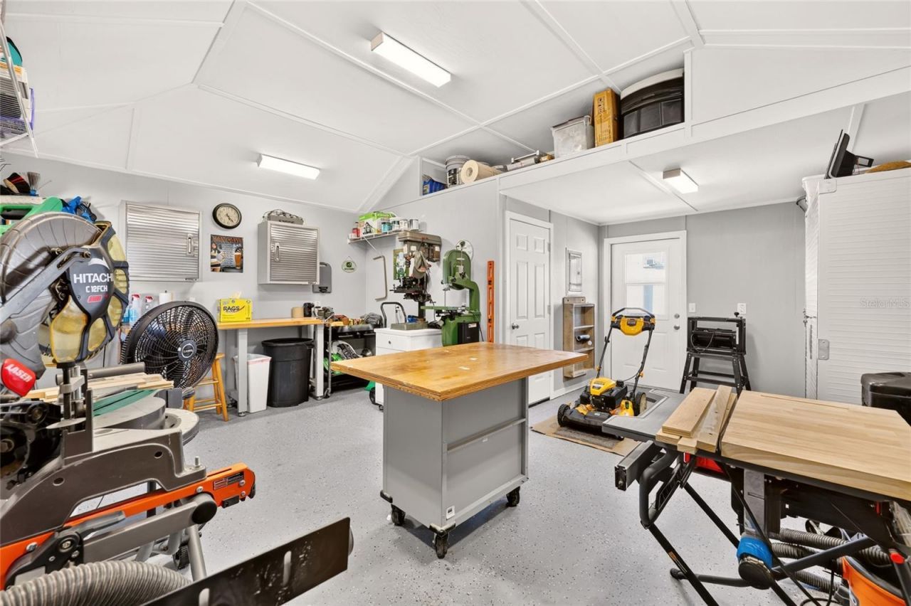6943 SE 11th Place, Ocala, FL 34472 Photo