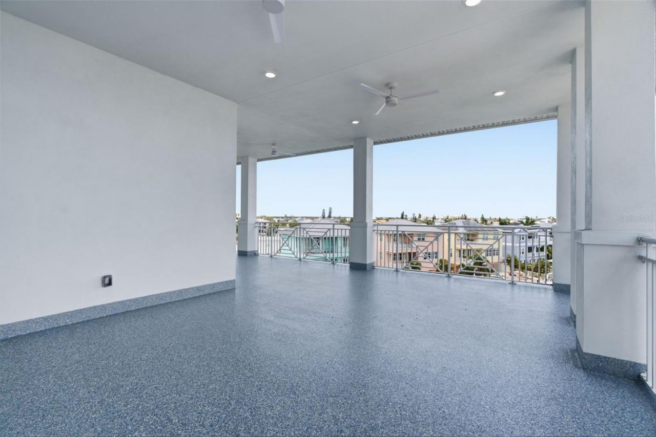 13655 Gulf Boulevard, Unit 401, Madeira Beach, FL 33708 Photo