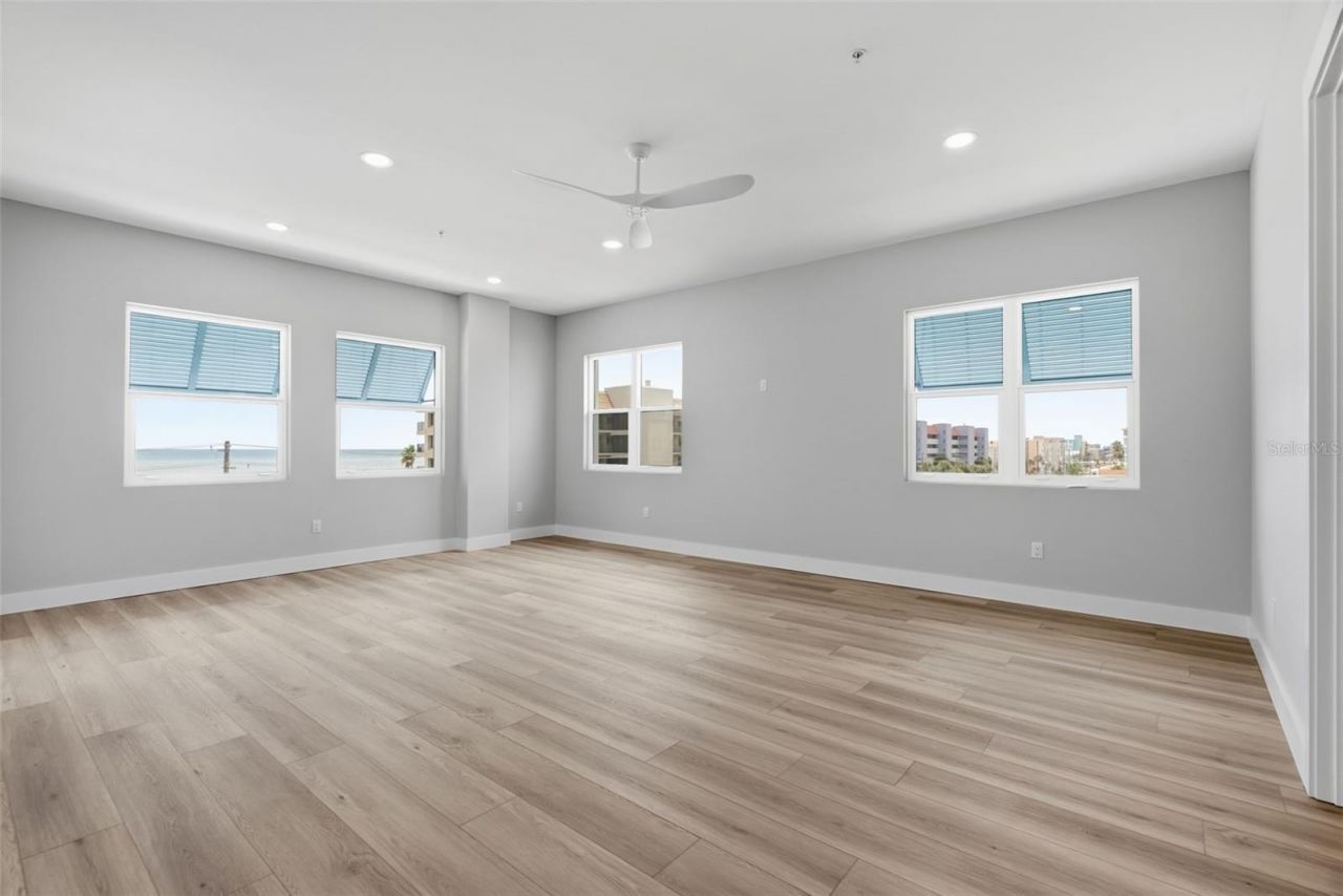 13655 Gulf Boulevard, Unit 401, Madeira Beach, FL 33708 Photo