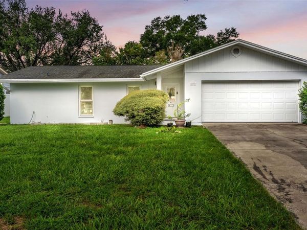 6137 WATERMAN LANE , LAKELAND, FL 33812