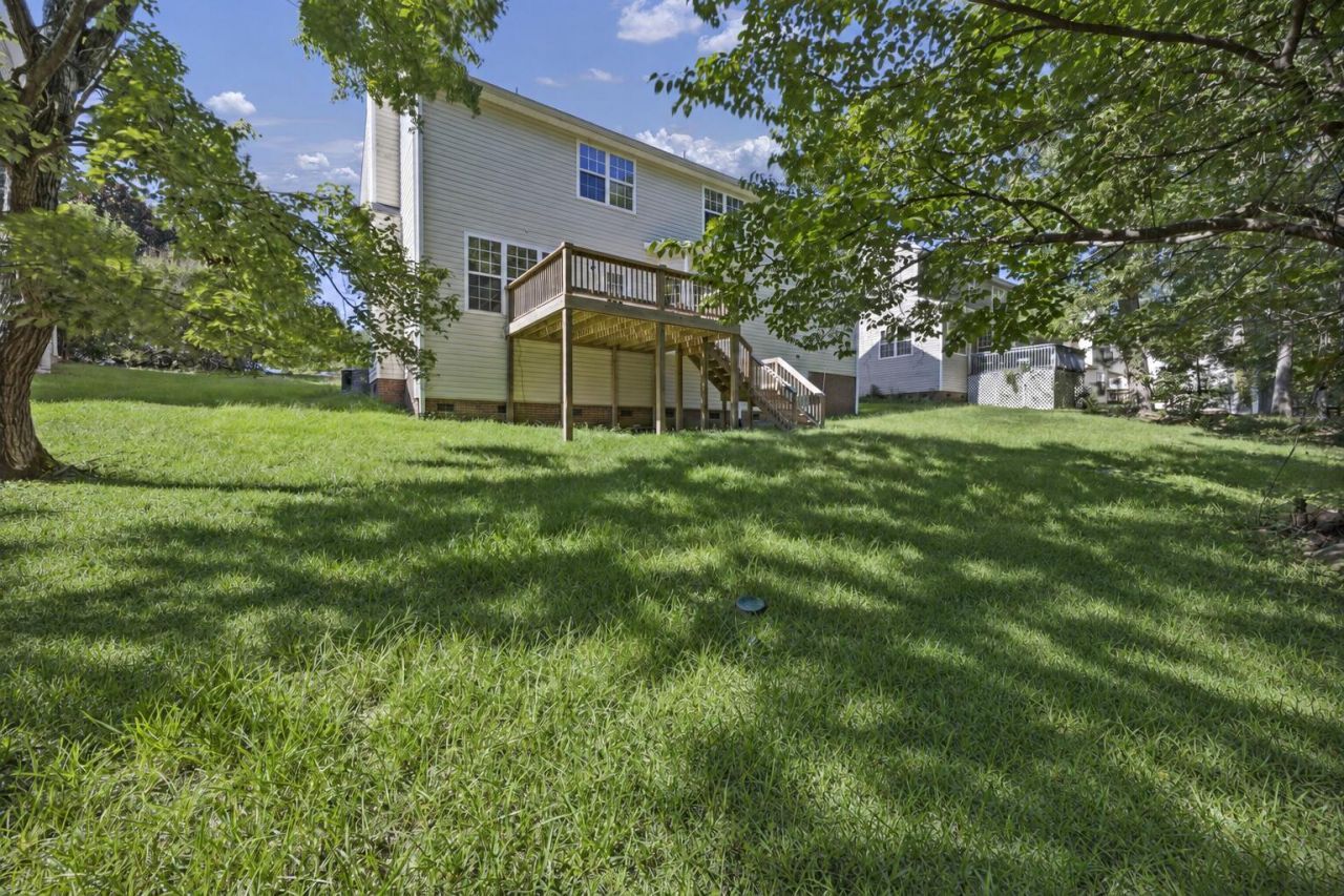 18 Persimmon Wood Court Photo 27