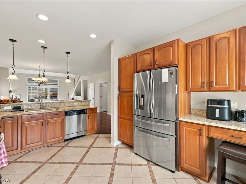 21 Bristol Lane, Rocky River, OH 44116 Photo 7