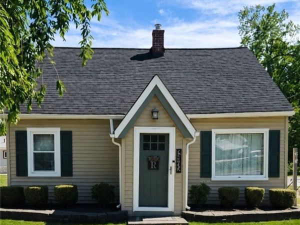 34302 Roberts Road, Eastlake, OH 44095
