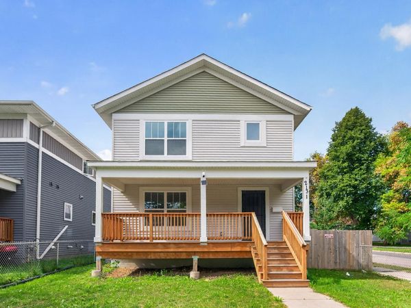 2131 Bryant Avenue N, Minneapolis, MN 55411