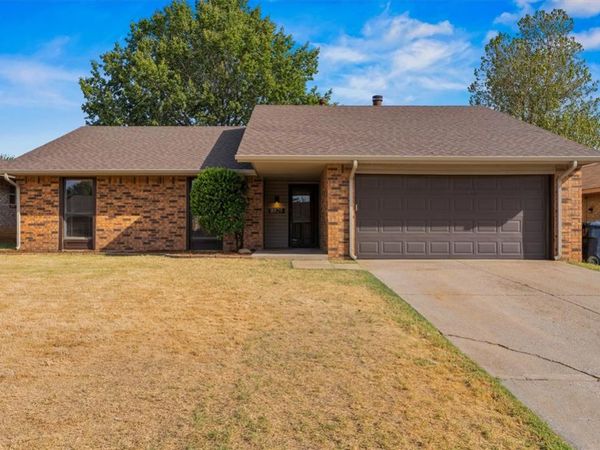 8829 NW 84th Street, Oklahoma City, OK 73132