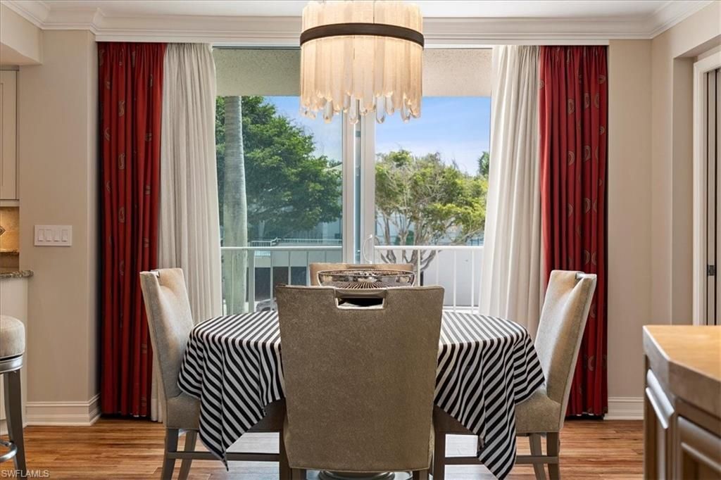 10691 Gulf Shore Dr, Unit 200, Naples, FL 34108 Photo