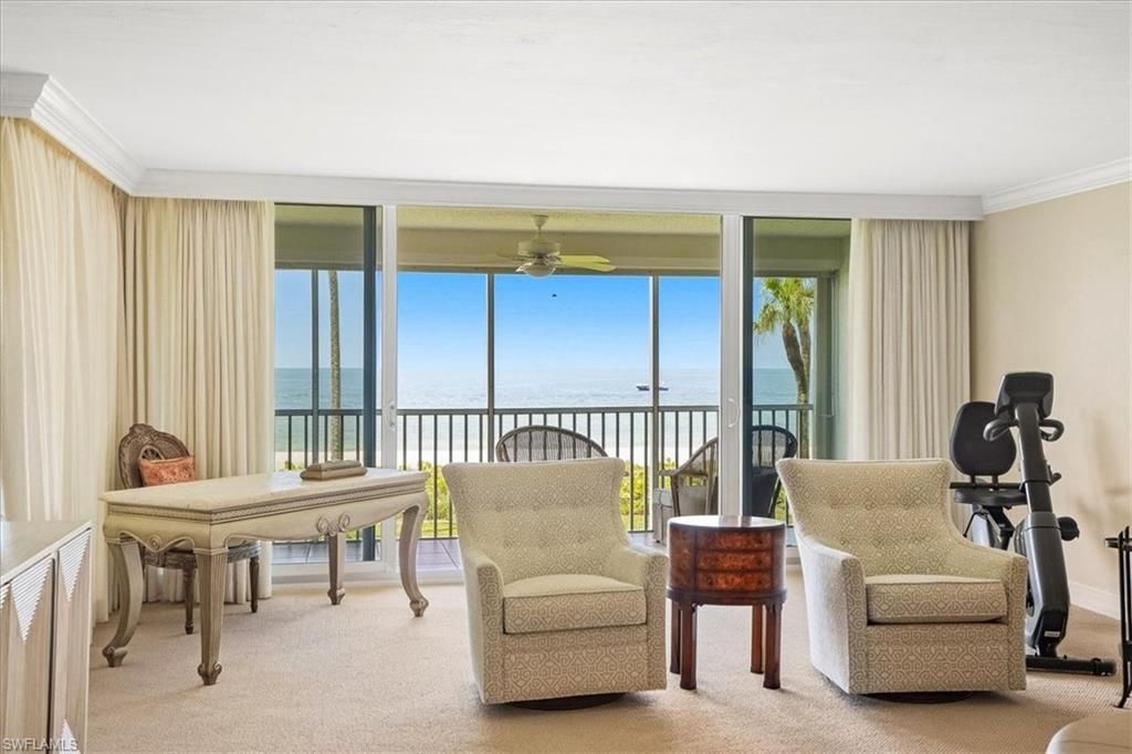 10691 Gulf Shore Dr, Unit 200, Naples, FL 34108 Photo