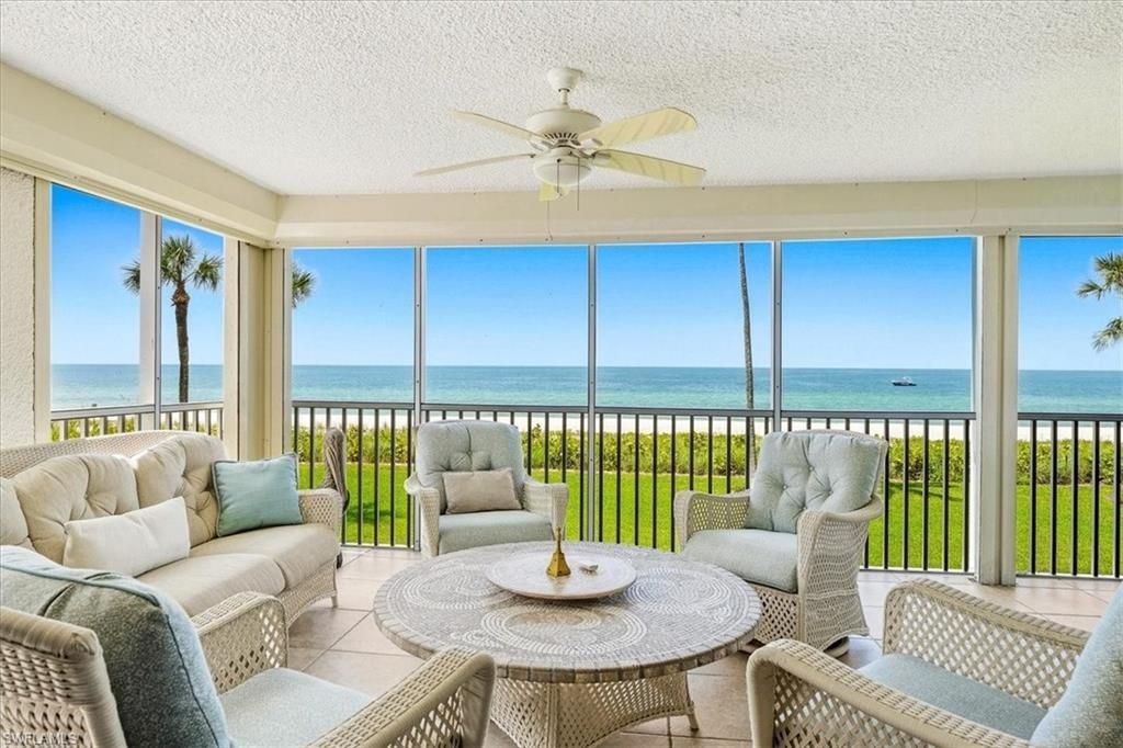 10691 Gulf Shore Dr, Unit 200, Naples, FL 34108 Photo