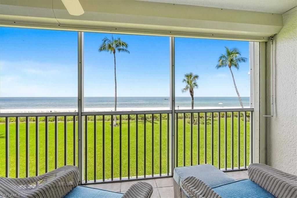 10691 Gulf Shore Dr, Unit 200, Naples, FL 34108 Photo