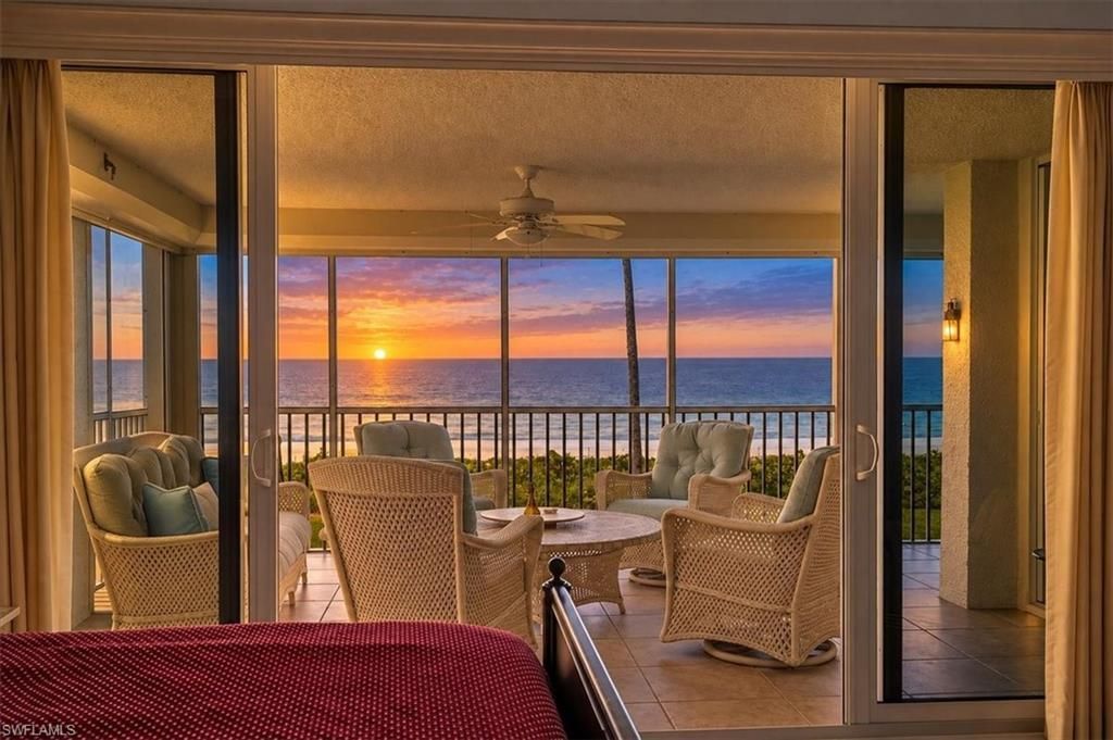 10691 Gulf Shore Dr, Unit 200, Naples, FL 34108 Photo