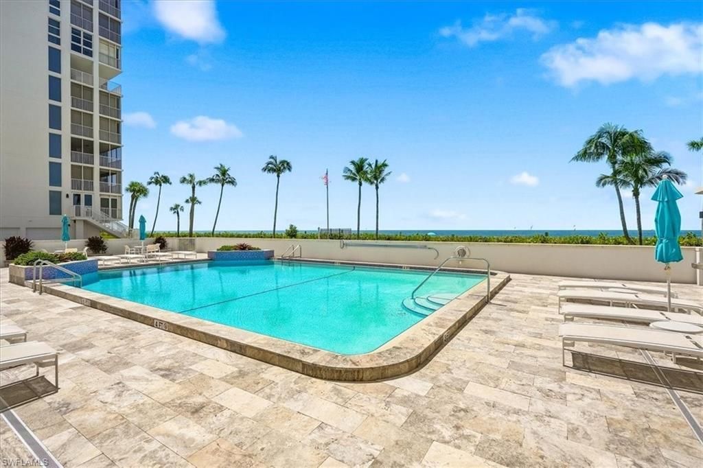 10691 Gulf Shore Dr, Unit 200, Naples, FL 34108 Photo