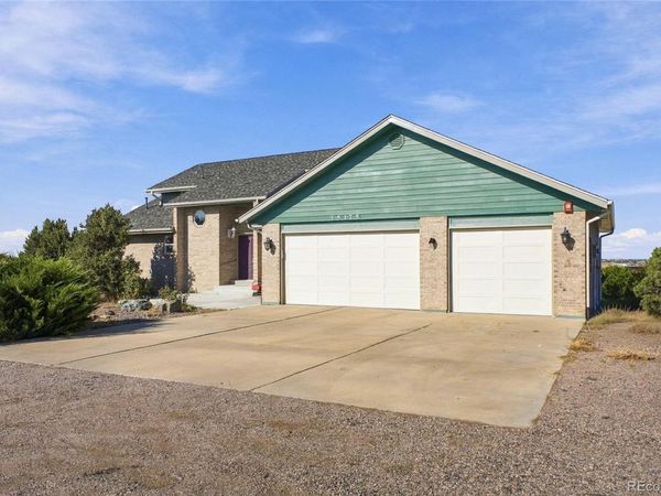 15175 Almstead Street, Hudson, CO 80642