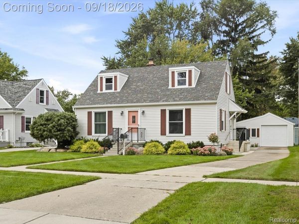 3021 10th Avenue, Port Huron, Mi 48060
