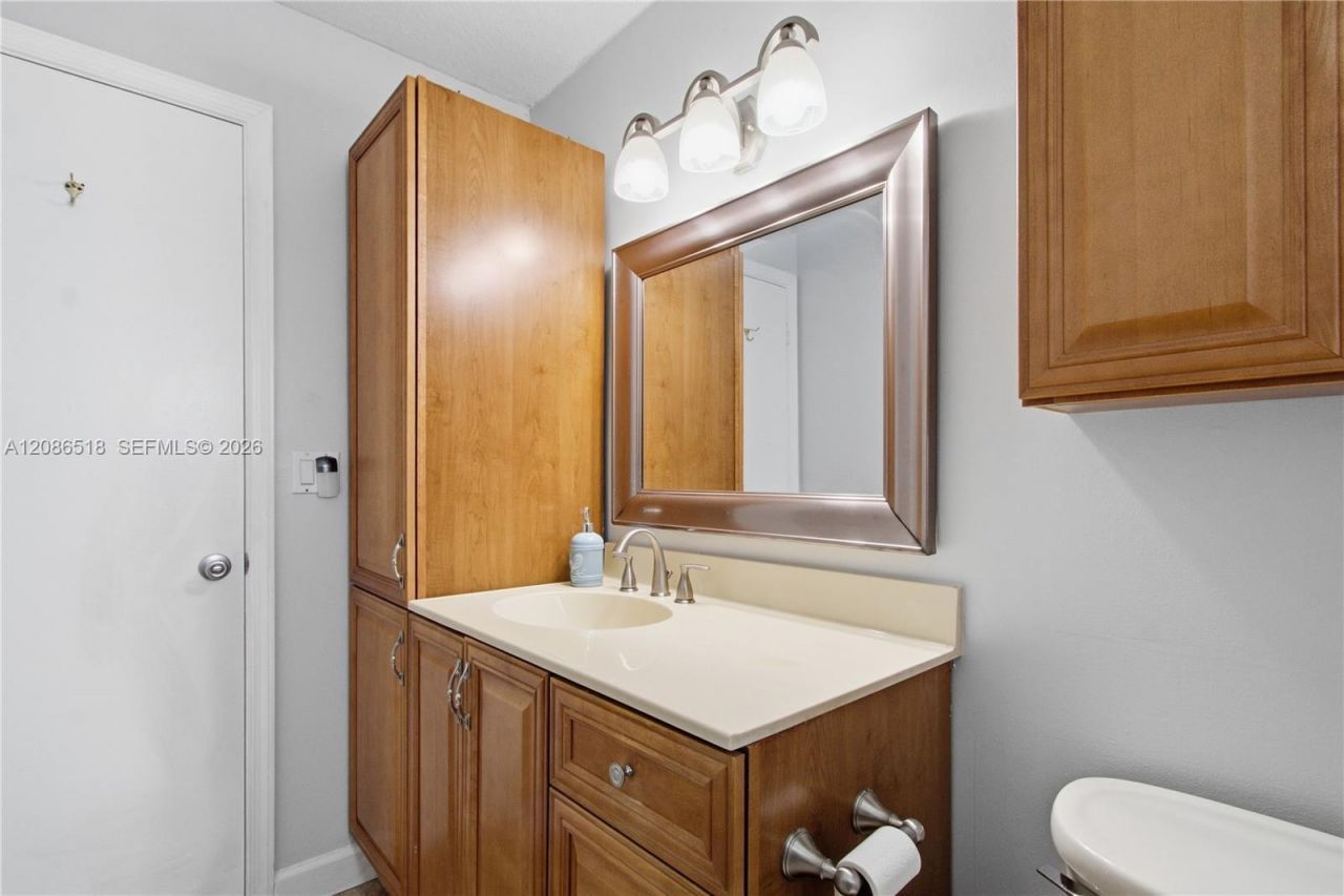 8543 NW 13th Ct, Plantation, FL 33322 Photo