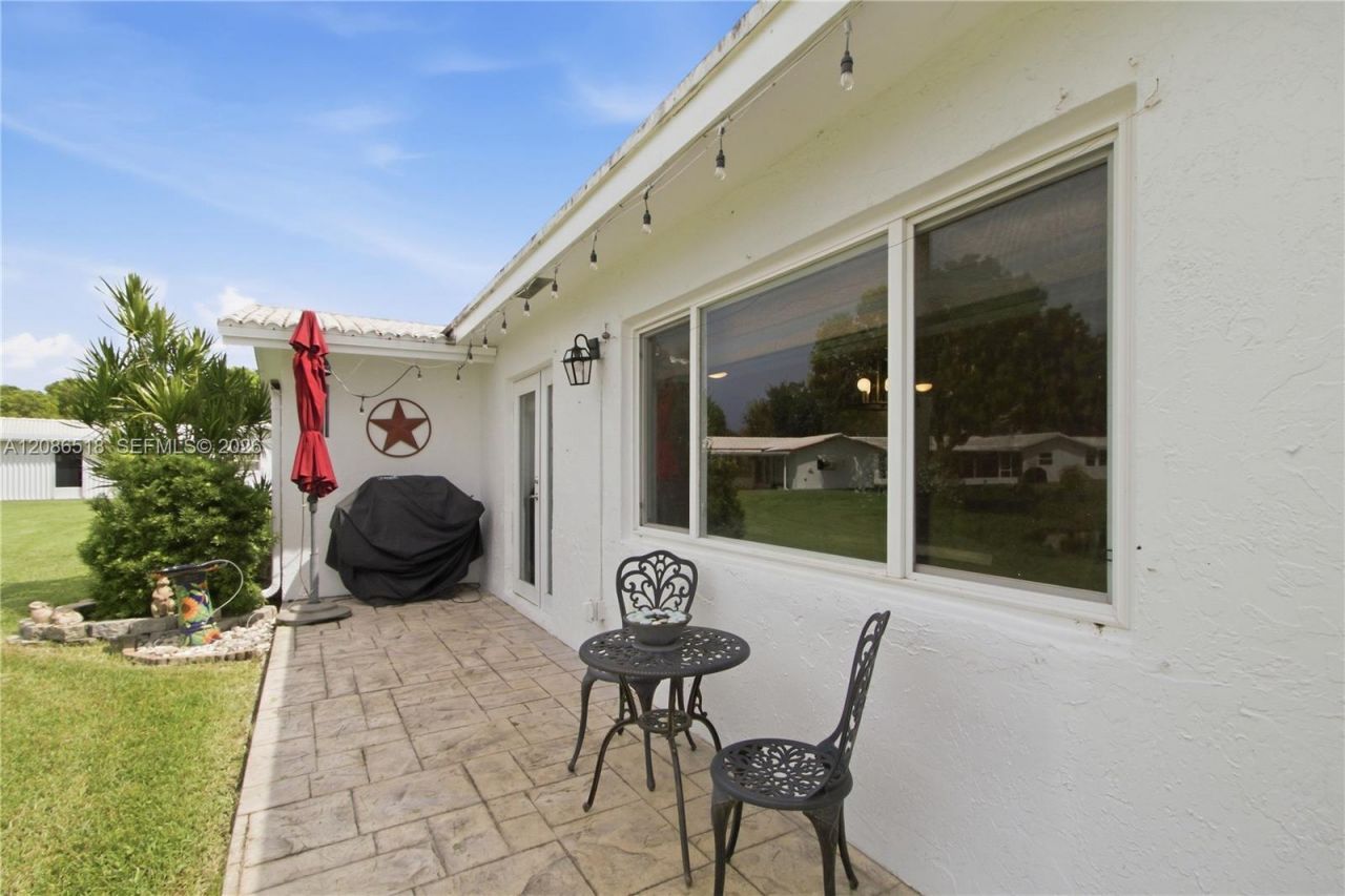 8543 NW 13th Ct, Plantation, FL 33322 Photo