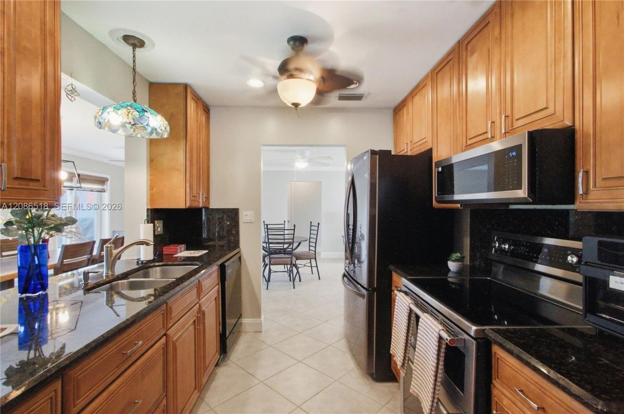 8543 NW 13th Ct, Plantation, FL 33322 Photo