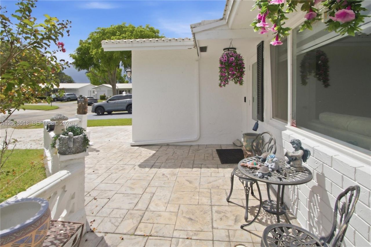 8543 NW 13th Ct, Plantation, FL 33322 Photo