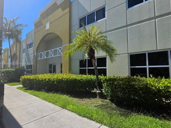 1835 NW 112th Ave , Unit 160, Sweetwater, FL 33172