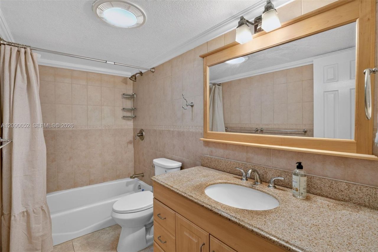 7911 SW 18th Ter , Miami, FL 33155 Photo
