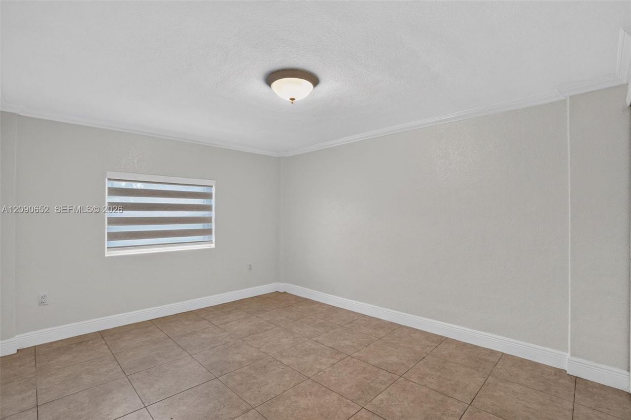 7911 SW 18th Ter , Miami, FL 33155 Photo