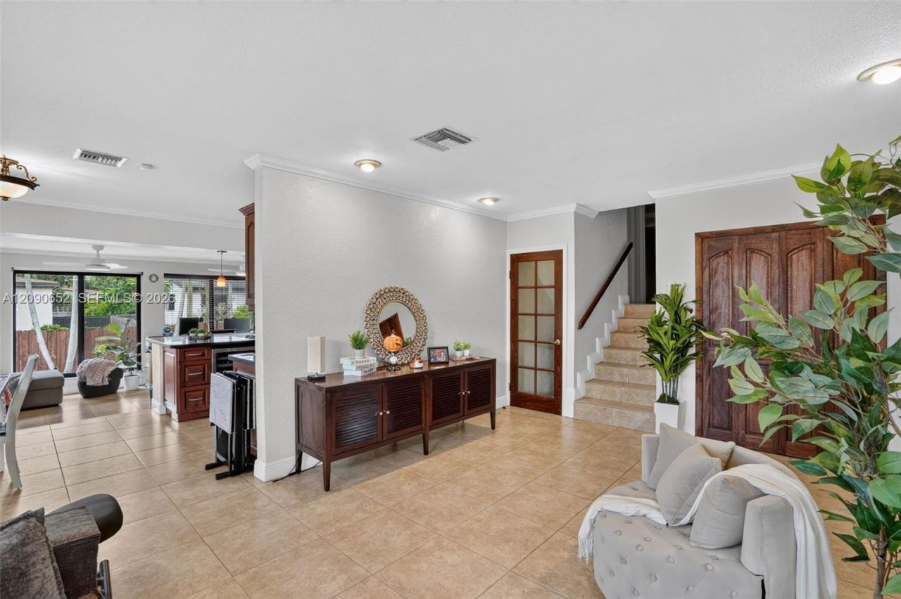 7911 SW 18th Ter , Miami, FL 33155 Photo