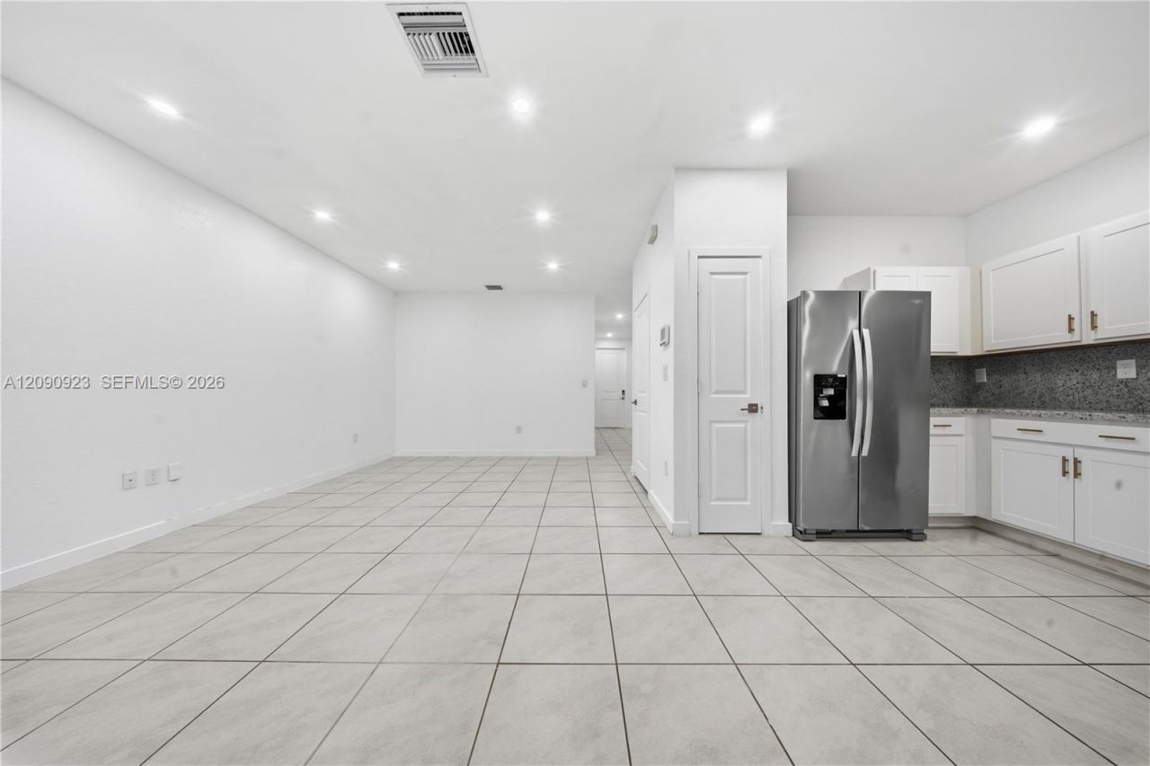 1762 SE 9th Ave , Homestead, FL 33034 Photo