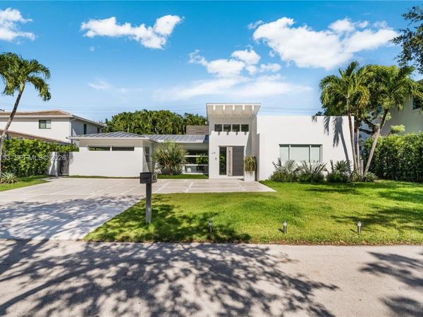 475 Woodcrest Rd , Key Biscayne, FL 33149