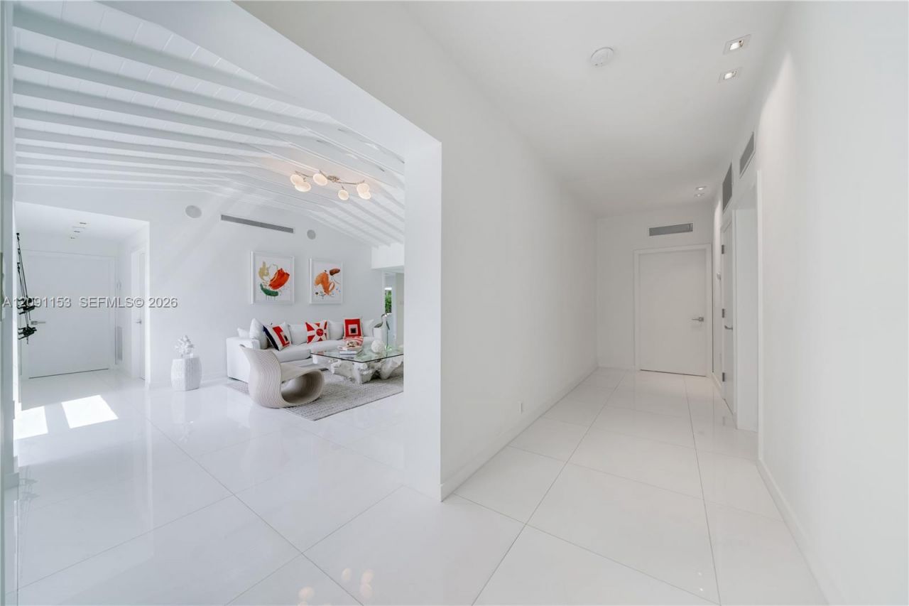 475 Woodcrest Rd , Key Biscayne, FL 33149 Photo