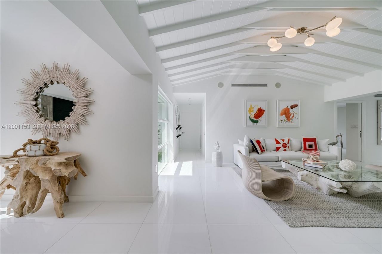 475 Woodcrest Rd , Key Biscayne, FL 33149 Photo