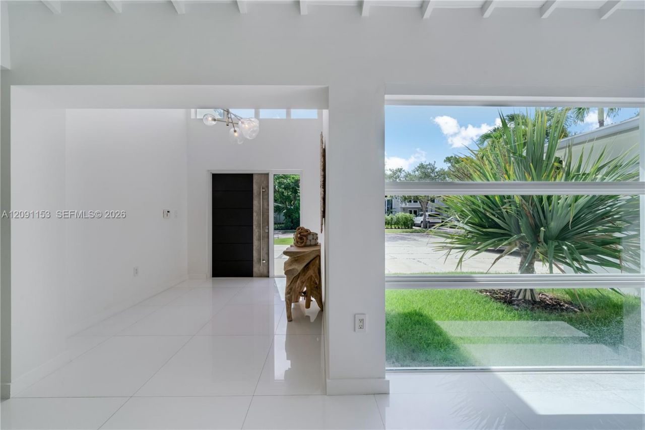 475 Woodcrest Rd , Key Biscayne, FL 33149 Photo
